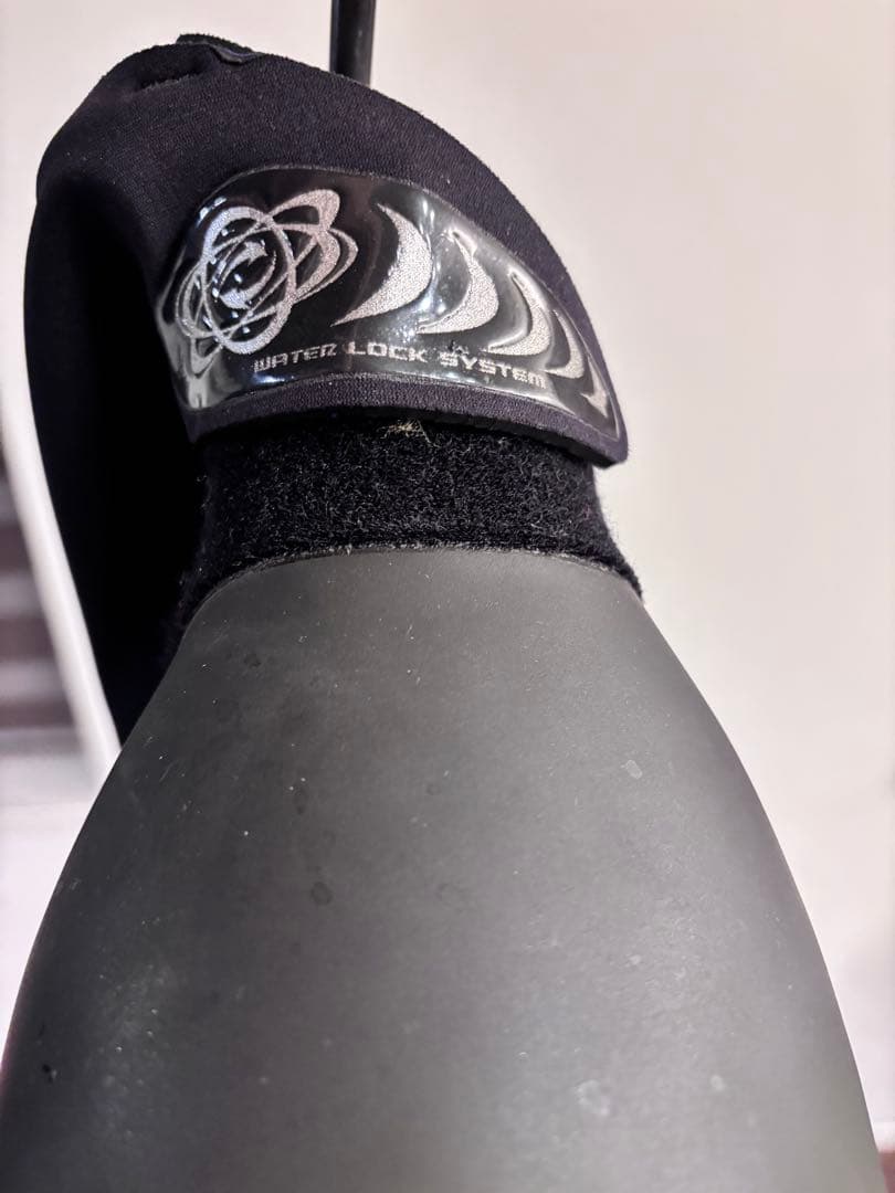 ウェットスーツ　BeWET Wetsuits