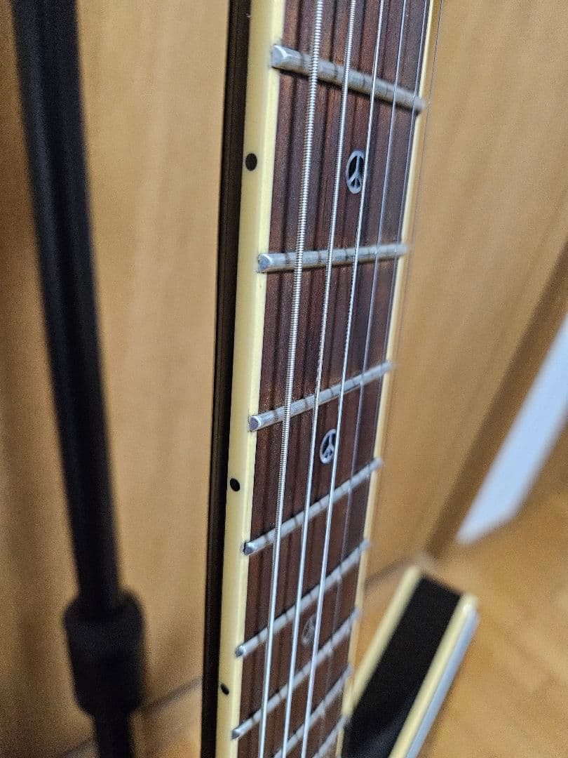 グラスルーツ 猪狩 ギター HEY-SMITH ヘイスミ エクスプローラー