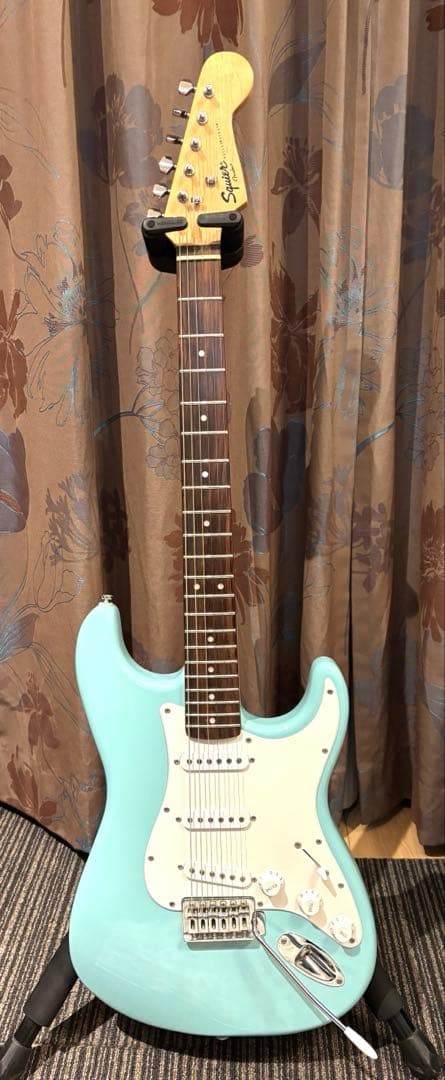 水色のSquier ストラト美品