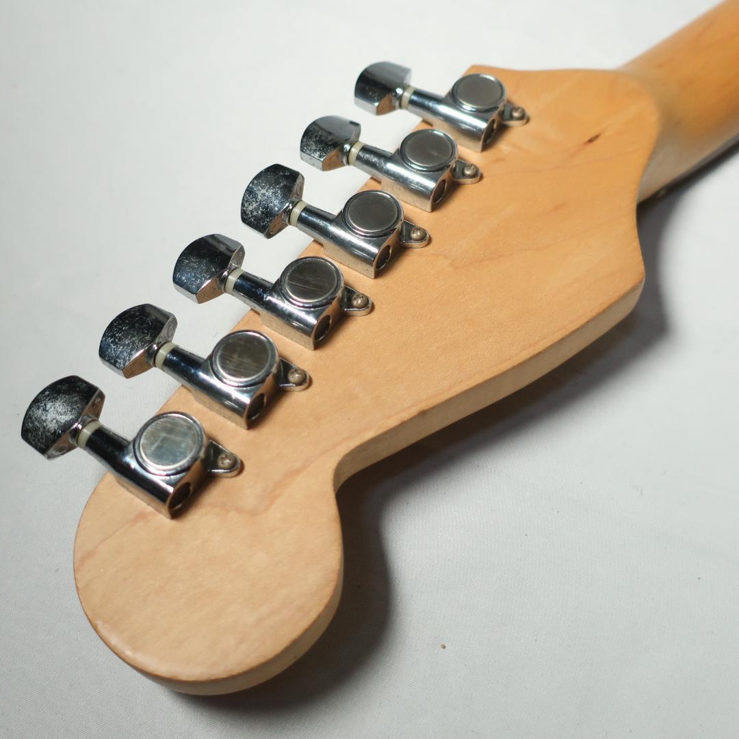 美品 BUSKER'S ストラトキャスタータイプ エレキギター ケース付