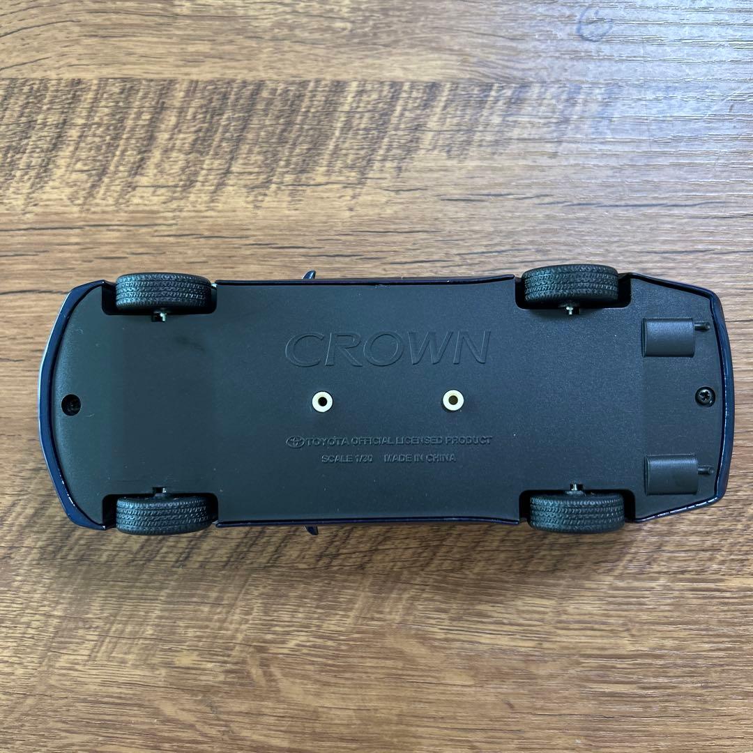 新品　非売品トヨタクラウンロイヤル サルーン　8S6 ダークブルーマイカ