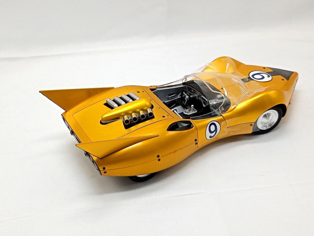 Schwyn Haas 1/18 ハミルトン スピードレーサー 流星号