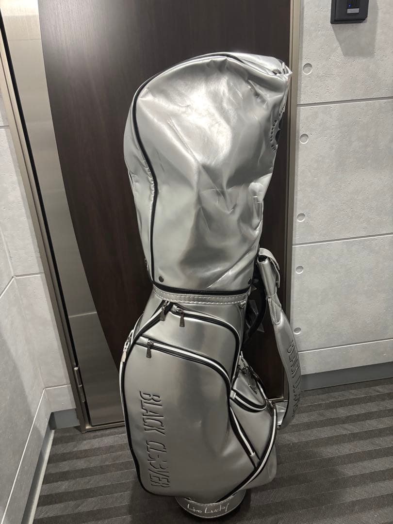ブラッククローバー ゴルフ シルバー キャディバッグ 9.0型 BA5KNC20