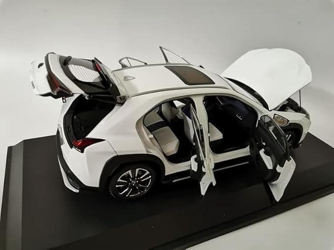 限定レクサス 1/18 UX260h 改装版 1/18キャリーバッグと展示台付き