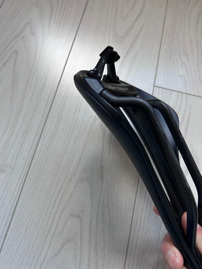 h*i様 BONTRAGER AEOLUS PRO 145mm カーボンレール