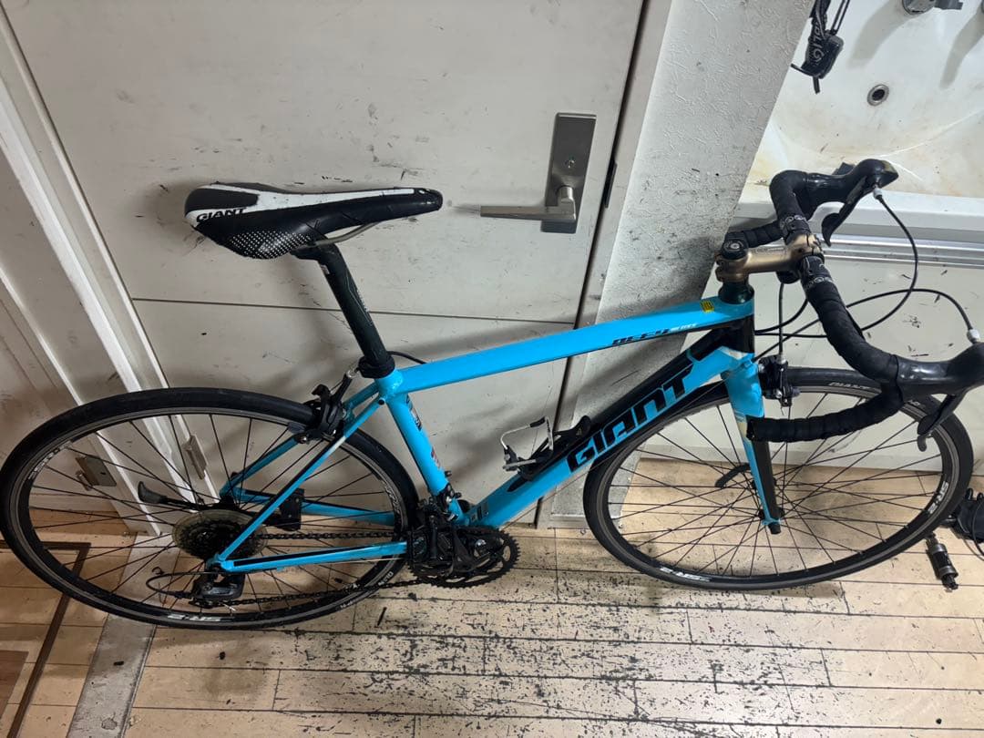 GIANT DEFY ジャイアントのロードバイク