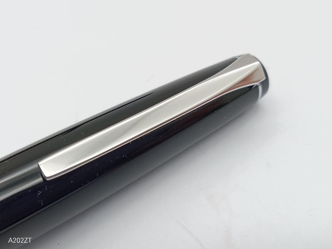 未使用　万年筆　PILOT パイロット　 SF 細字 14Kペン先