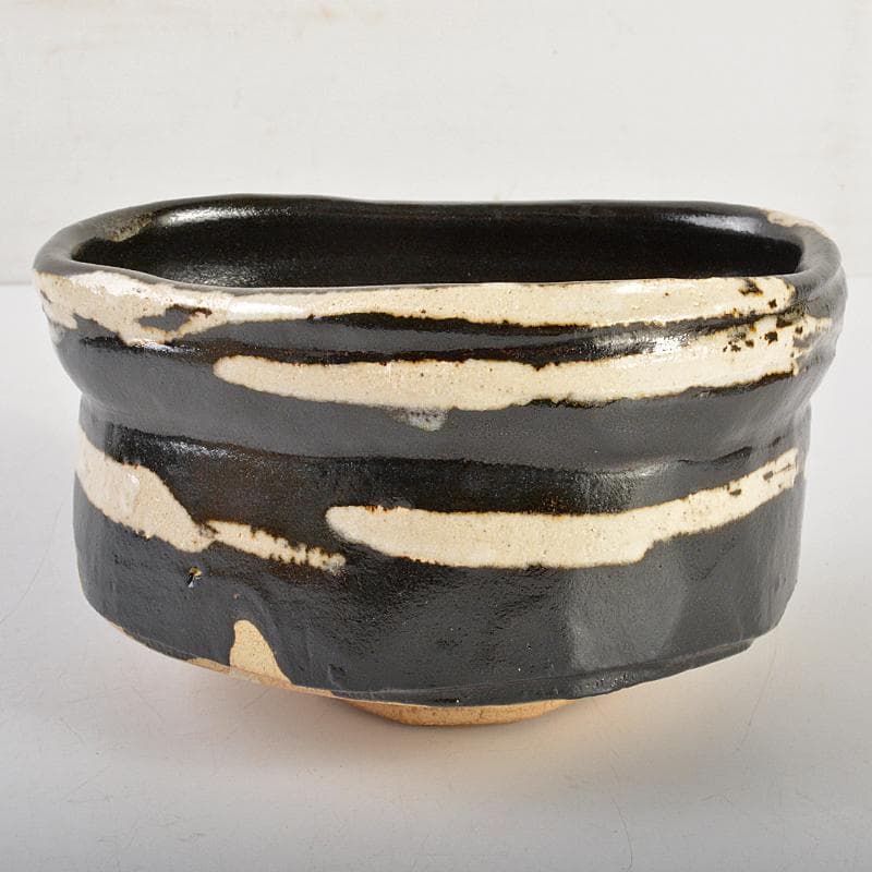 北大路魯山人作　織部焼　於里辺　茶碗　共布共箱　M　R7472