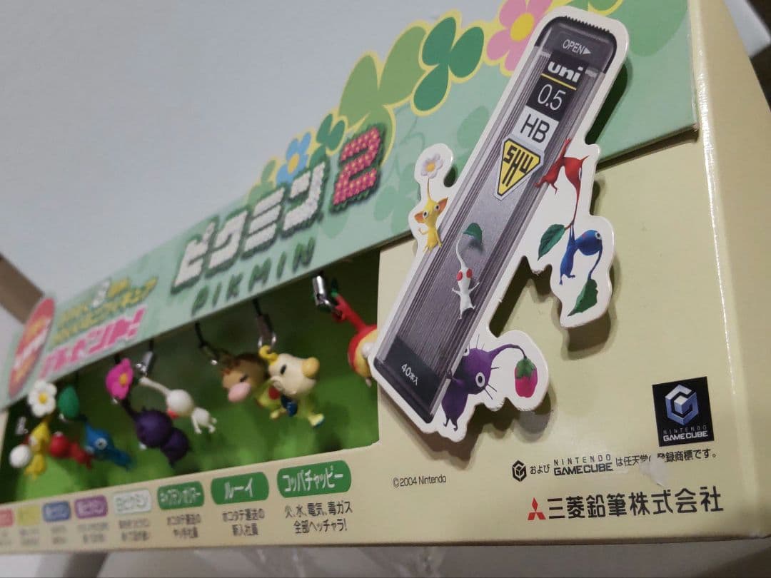 ピクミンミニフィギュア８種　三菱uni替芯　展示ディスプレイ非売品