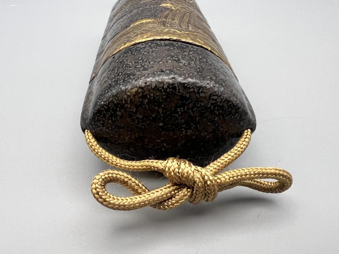 蒔絵五段印籠 風景図蒔絵 金梨地 瓢箪仙人牙根付 瑪瑙 緒締 精細細工 明治時代