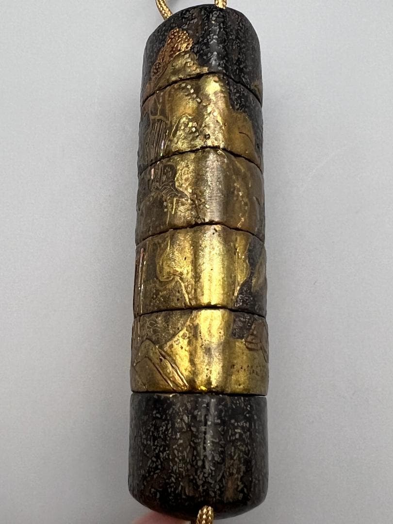 蒔絵五段印籠 風景図蒔絵 金梨地 瓢箪仙人牙根付 瑪瑙 緒締 精細細工 明治時代