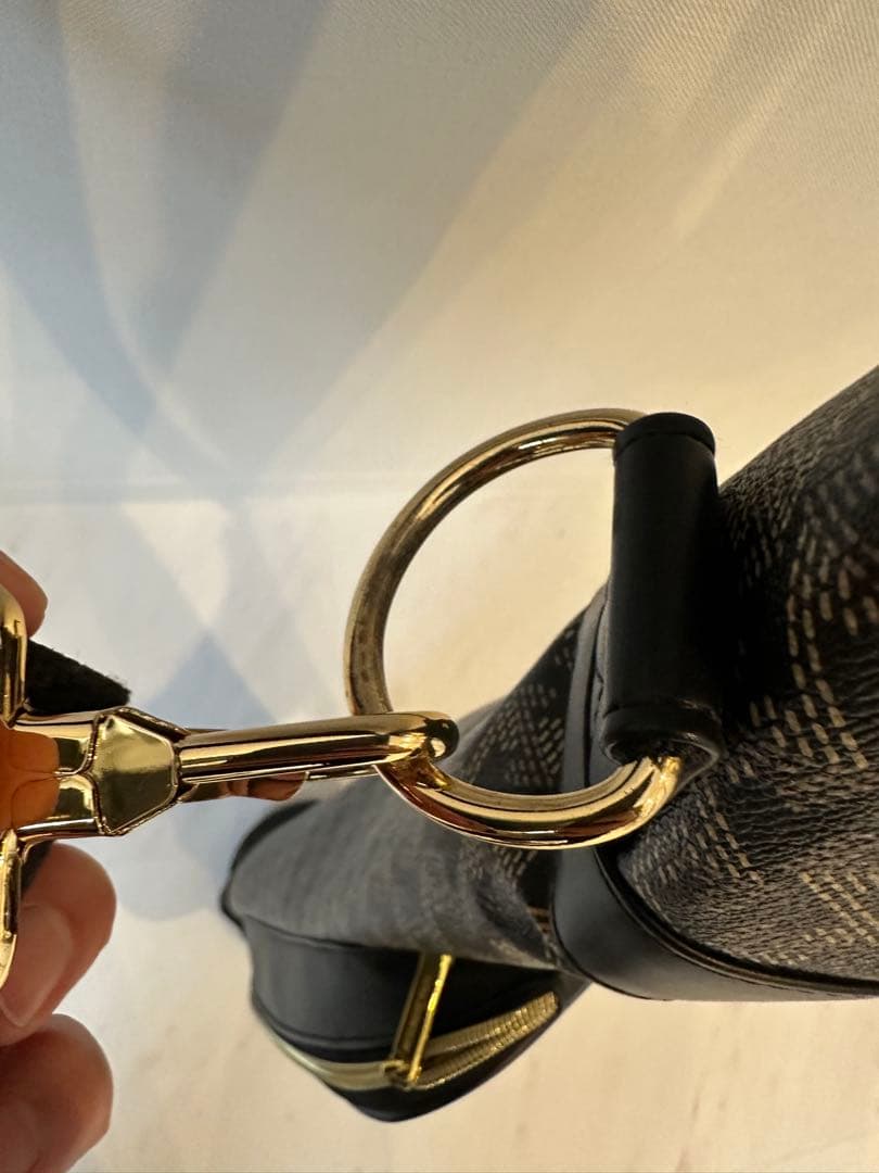 レザレクション クラブケース 黒