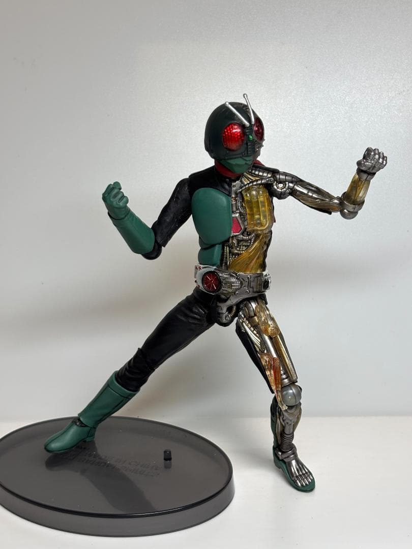 可動改造： INTERNAL STRUCTURE 仮面ライダー