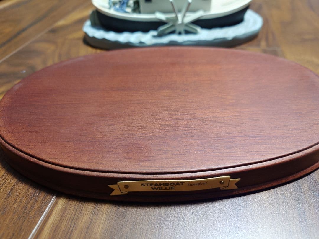 WDCC ウォルトディズニー 蒸気船ウィリー　ミッキーフィギュア付き