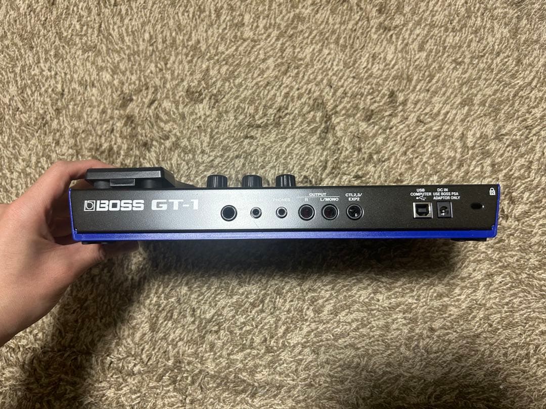 BOSS GT-1 マルチエフェクター　PSAアダプター付属