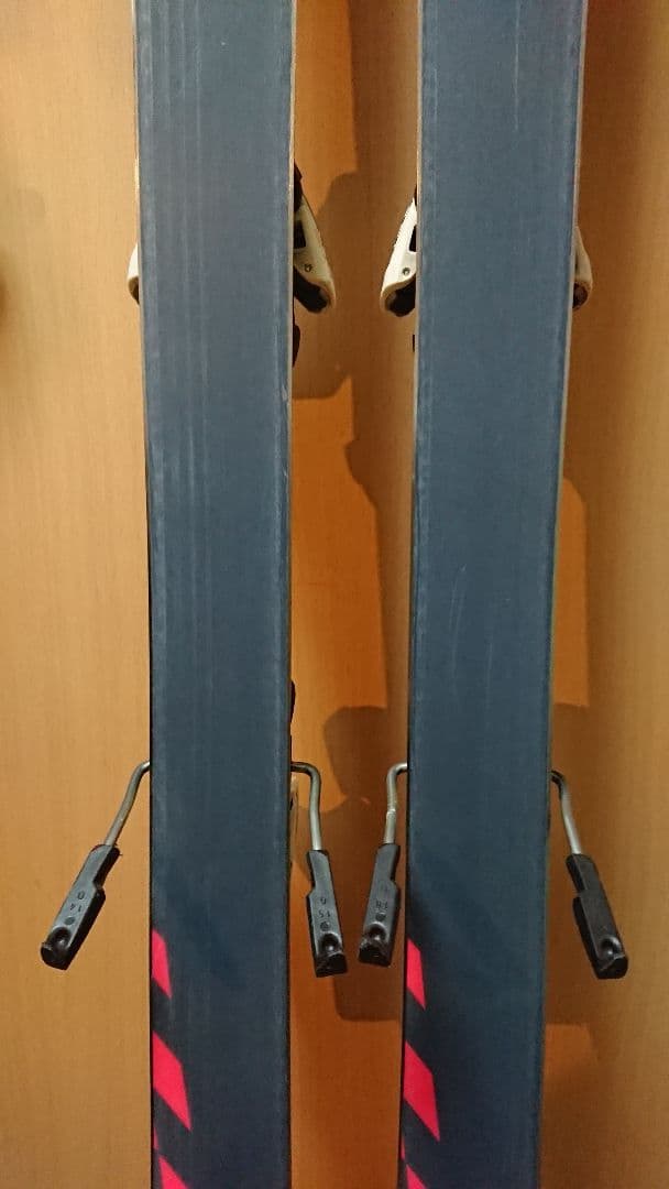 Hart モーグル 166㎝ F17 範囲約283〜311㎜ スキー板