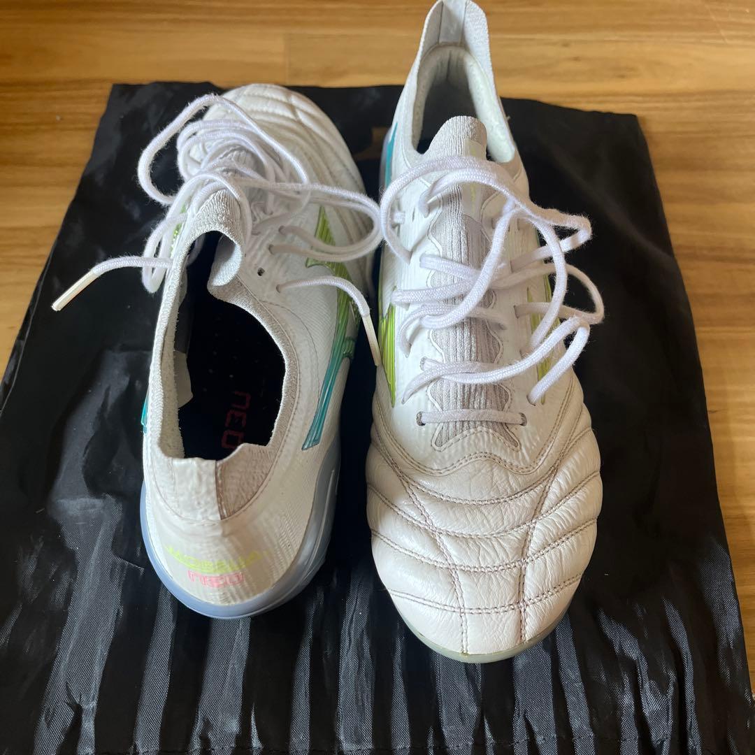 Mizuno Morelia Neo III βサッカーシューズ SG