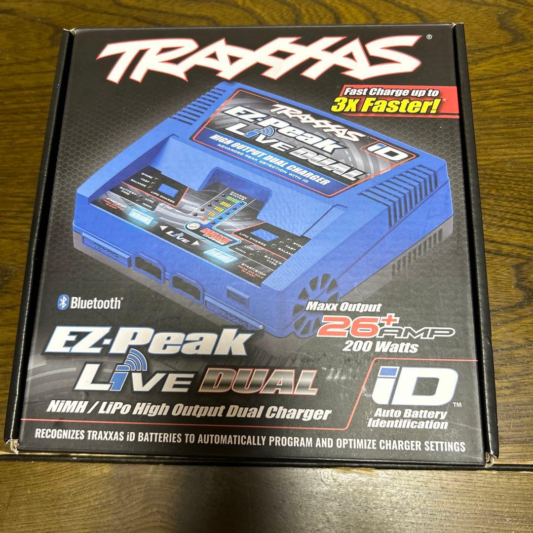 Traxxas 充電器　 EZ Peak Live Dual 200W