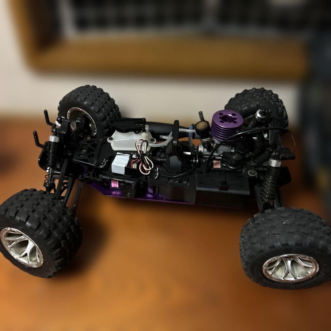 HPIエンジンラジコンNitro Monster Truck &ジャンク