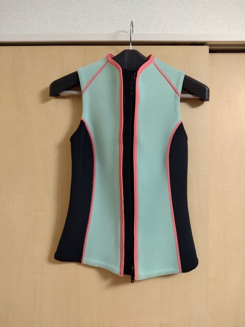 ロキシー　タッパーベスト　4/S