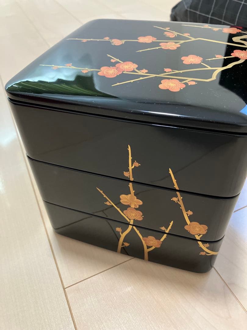 本漆塗り重箱　3段