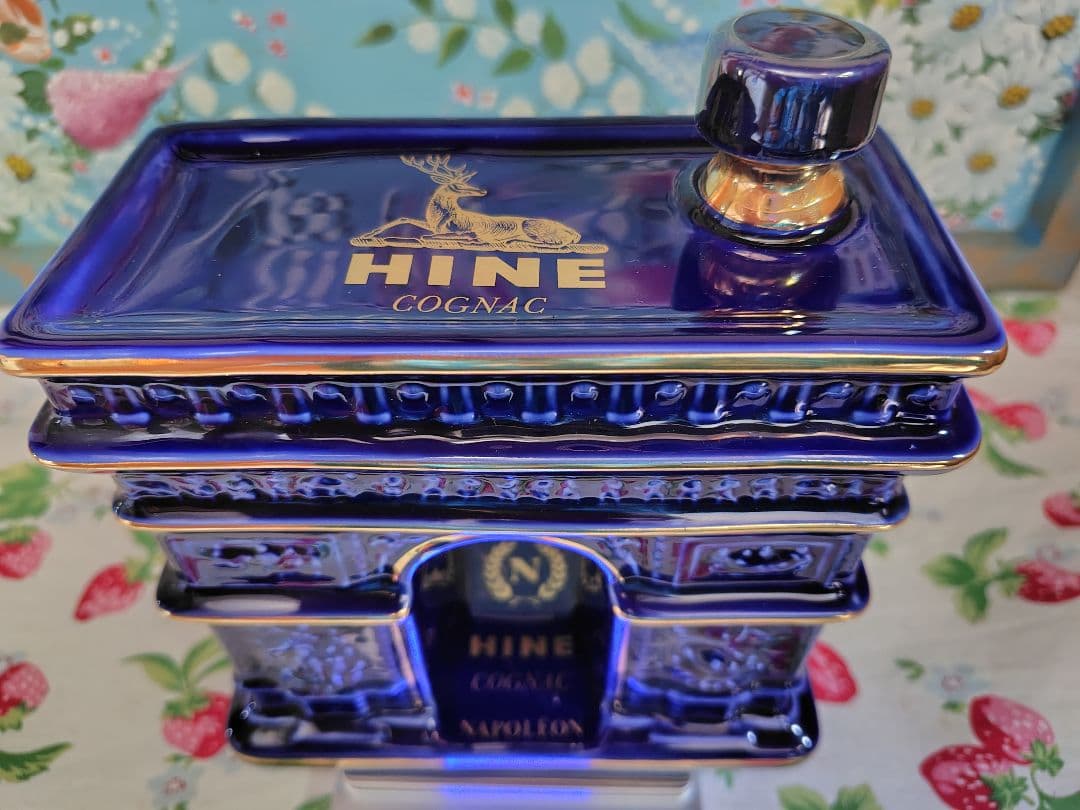 【未開封】ハイン ナポレオン 凱旋門ボトル 青陶器 700ml