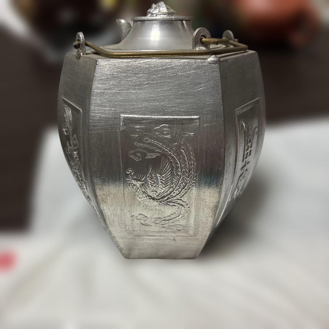 八角形茶釜 龍彫刻 金属製