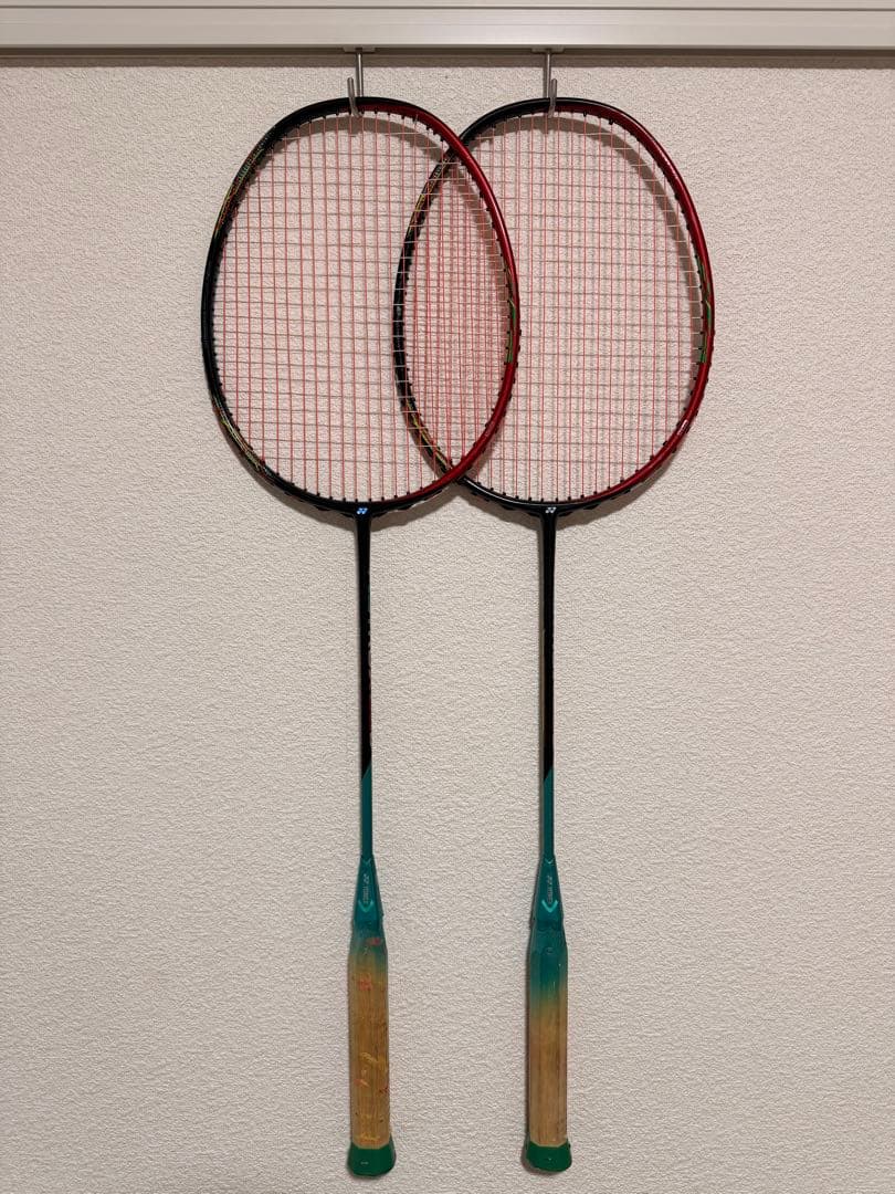 ヨネックス　バドミントン　ラケット　アストロクス88D 4UG5 2本セット