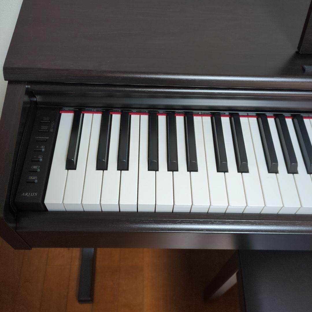 ヤマハ　デジタルピアノ　ARIUS YDP-145　 2025年製