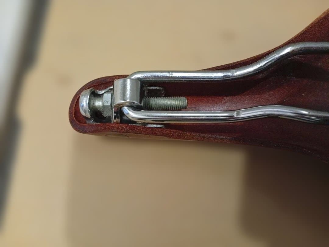 BROOKS SWIFT レザーサドル 本革サドル　ブルックス