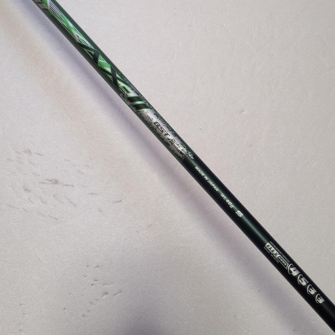 ☆新品☆ゼクシオ エックス 2022 ドライバー 9.5度 カーボンシャフト S