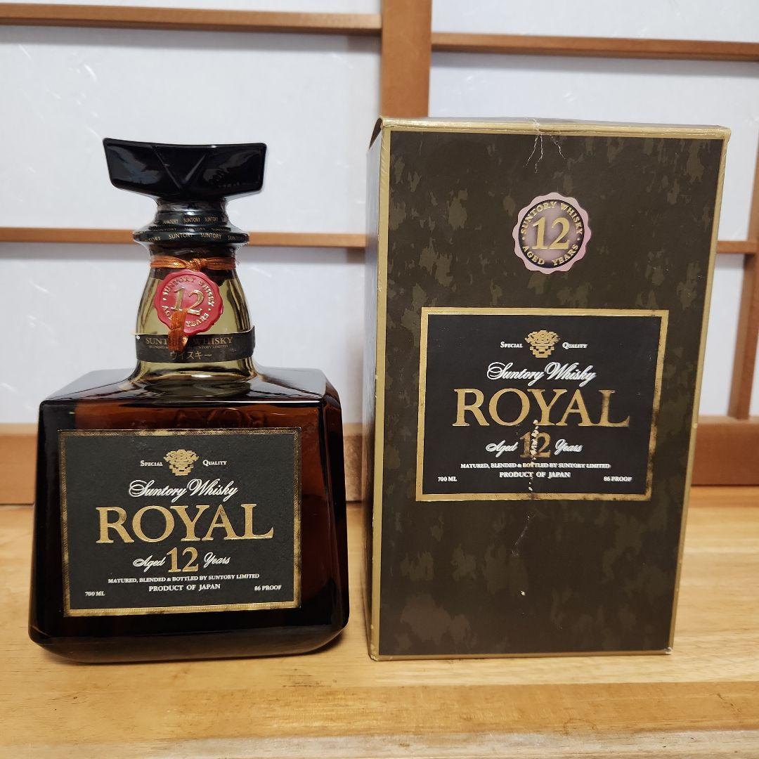 サントリーウイスキーローヤル12年700ml