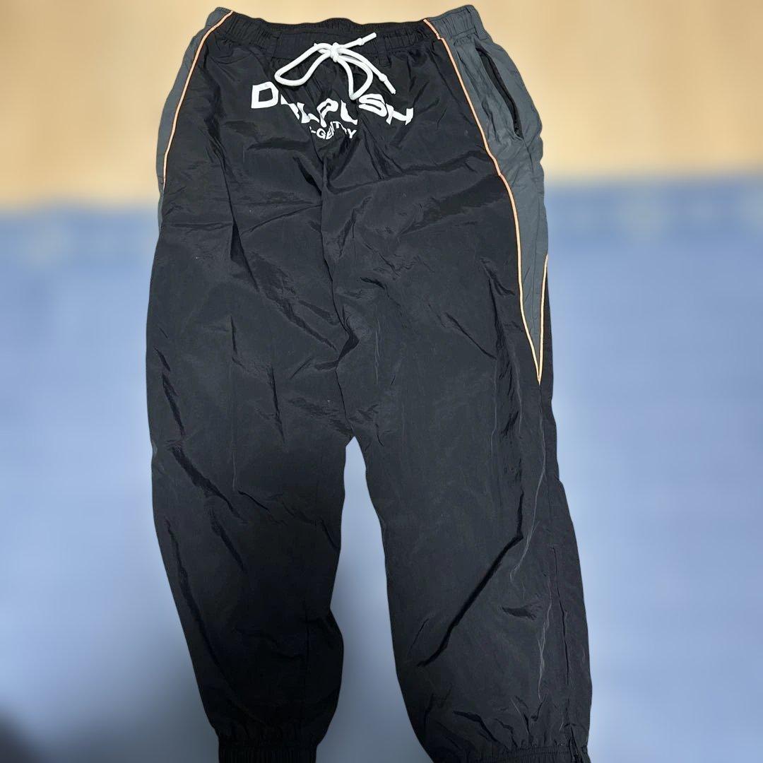 TNRCN ナイロン上下セットL　セットアップ