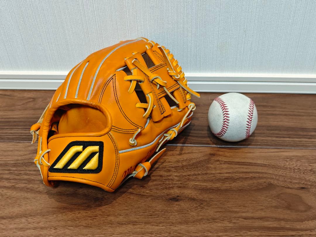 ミズノプロ Mマーク 石井琢朗 復刻モデル 硬式　サイズ9