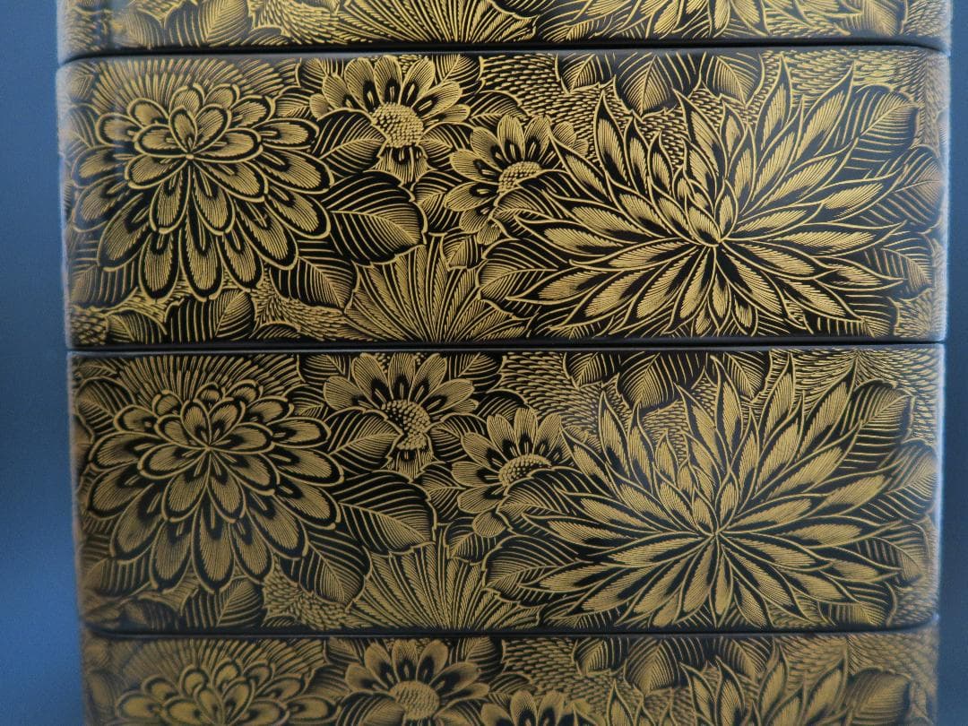 【輪島塗】極上総菊詰沈金 五段重箱 内朱塗 隅丸 蓋横菊彫 天然木 共箱