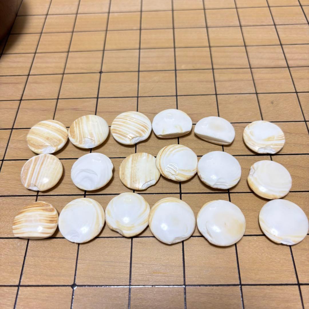 蛤碁石＆那智黒／ガラス碁石セット 脚付き碁盤＋碁笥4個　天地柾　一式まとめ売り