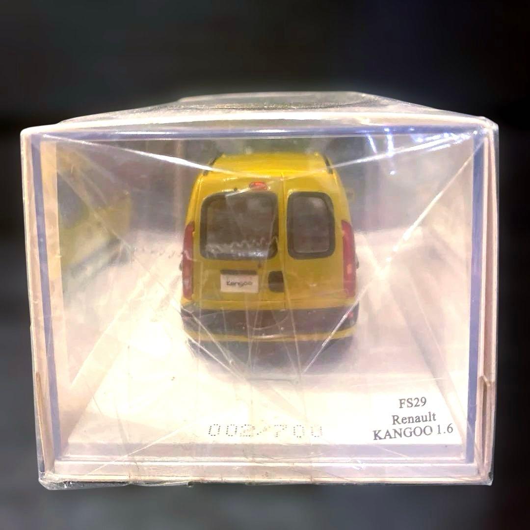 【新品未開封】1/43ルノー　RENAULT kangoo コカングー　ミニカー