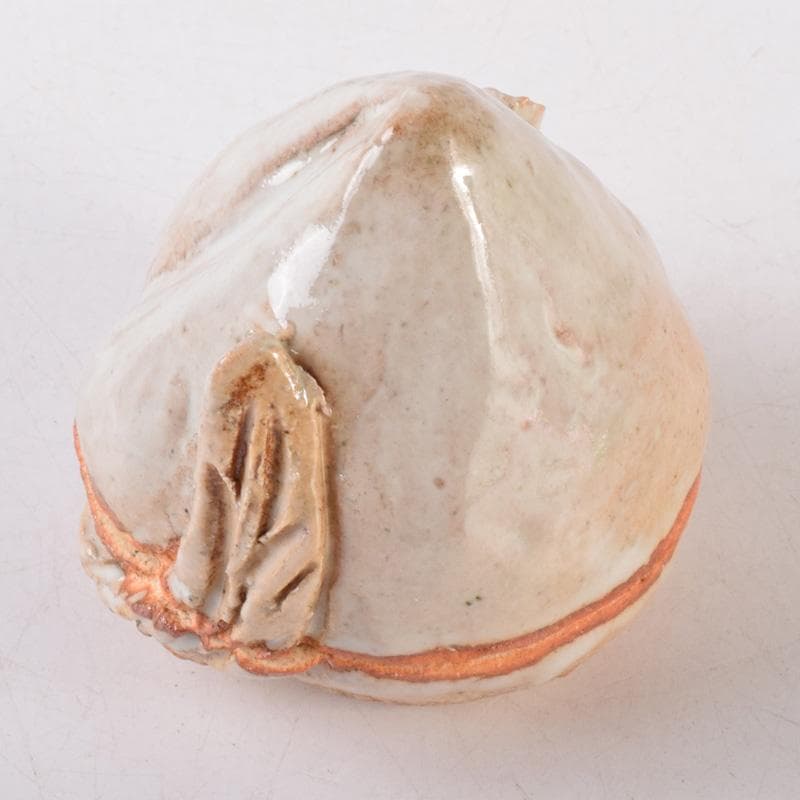 茶道具　萩焼　凌雲窯　小久保凌雲作　桃形　香合　共箱　V　8101