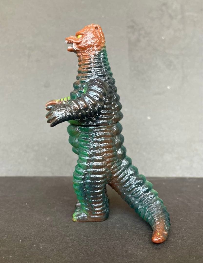 レッドキング　ポピー　硬質　ミニソフビ　開封品