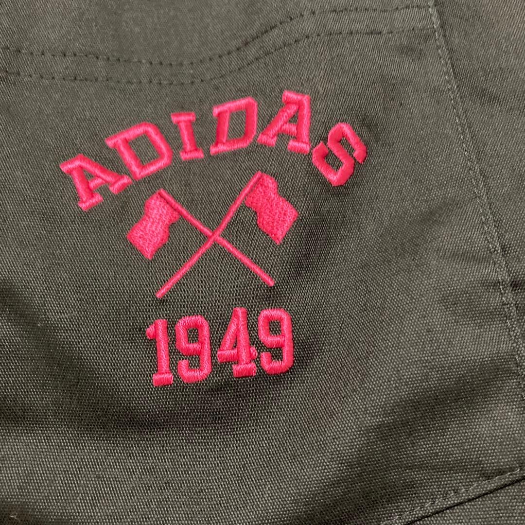 アディダスゴルフ　スカートSサイズ7号　ネイビー紺色　春夏向け薄手