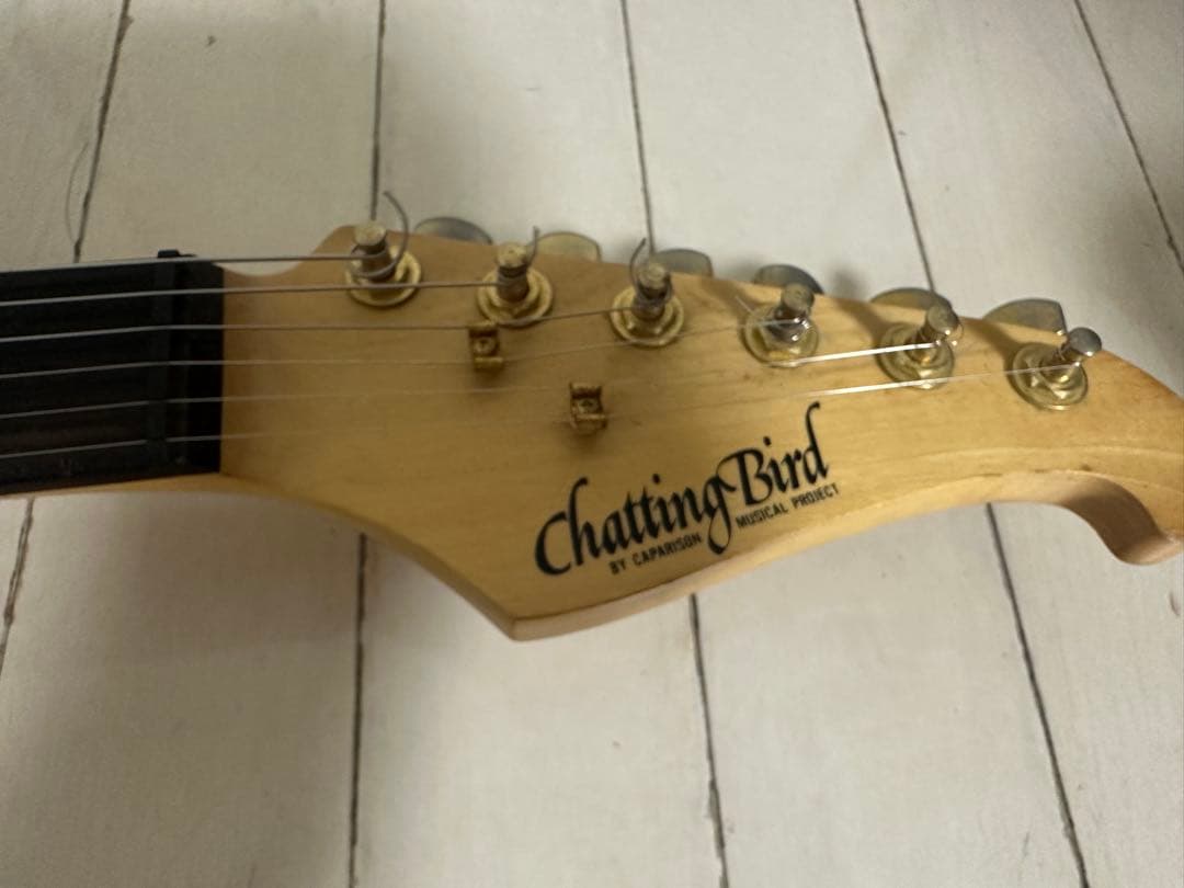 チャッティングバード　エレキギター