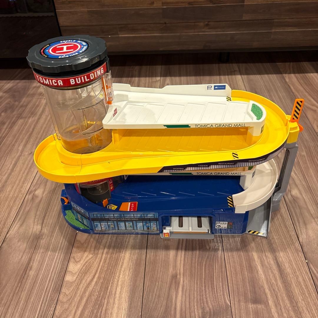 トミカ ダブルアクショントミカビル トンネルくぐって！やまのぼりドライブ セット