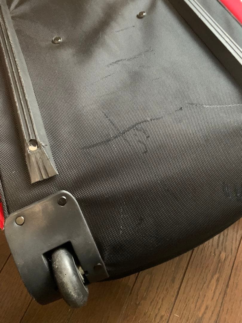 美品 SWIXキャスター付きバッグ