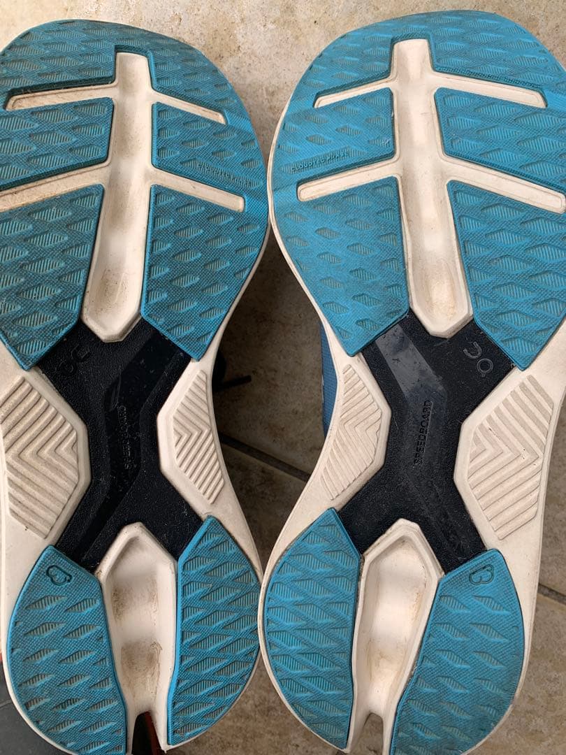 ウォーキング・ランニングウェア On cloudeclipse 27.5cm