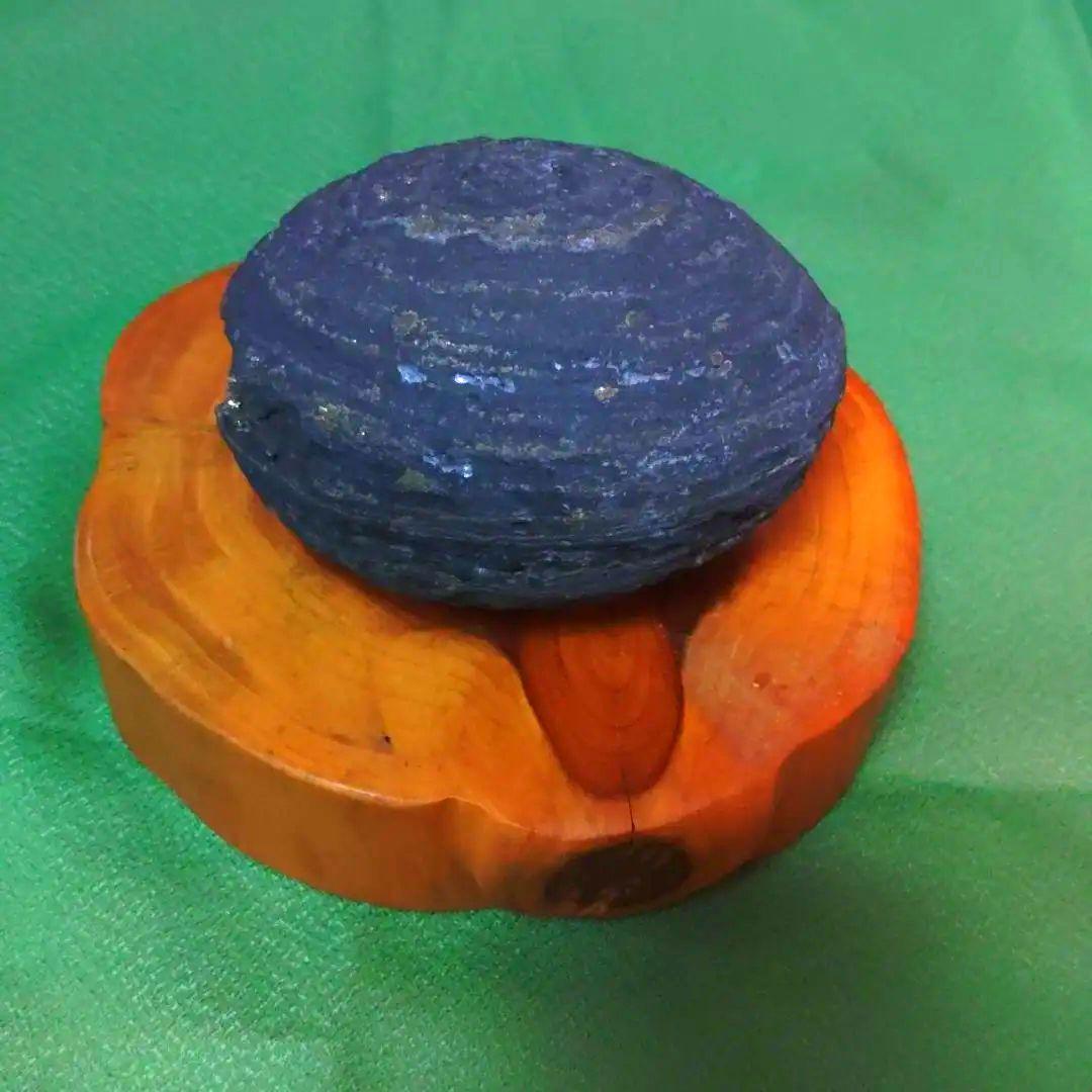 パイライト　卵形　鉱物　原石