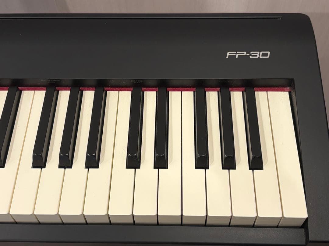 Roland 電子ピアノ 専用ケース付き　FP30