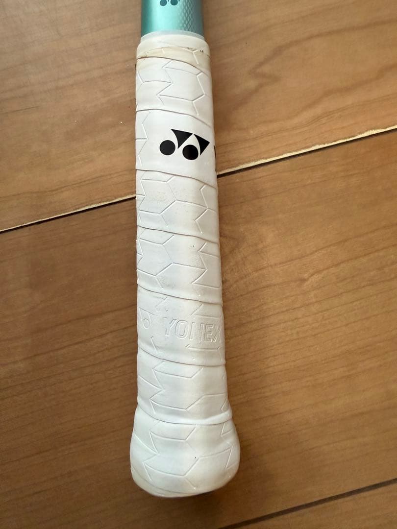 【中古】ヨネックス　ボルトレイジ7v