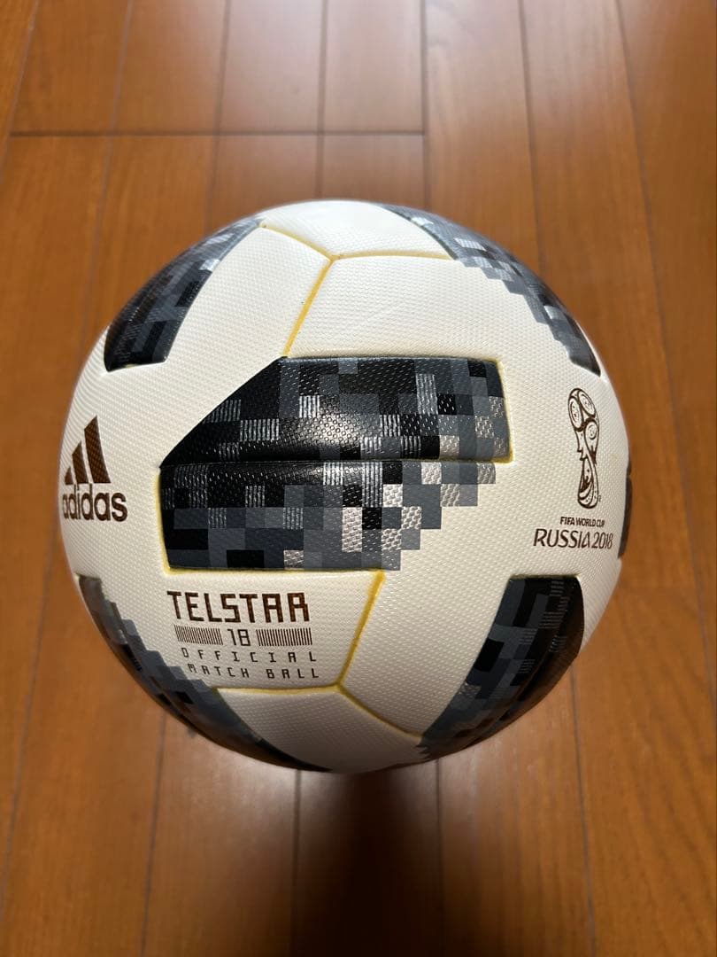 2018 ロシア ワールドカップ 公式ボール テルスター18 TELSTAR