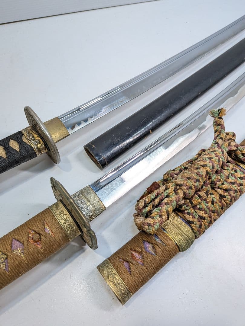 P023 ​模造刀 2本セット 鉄製 太刀 打刀 日本刀 美術刀 ディスプレイ用