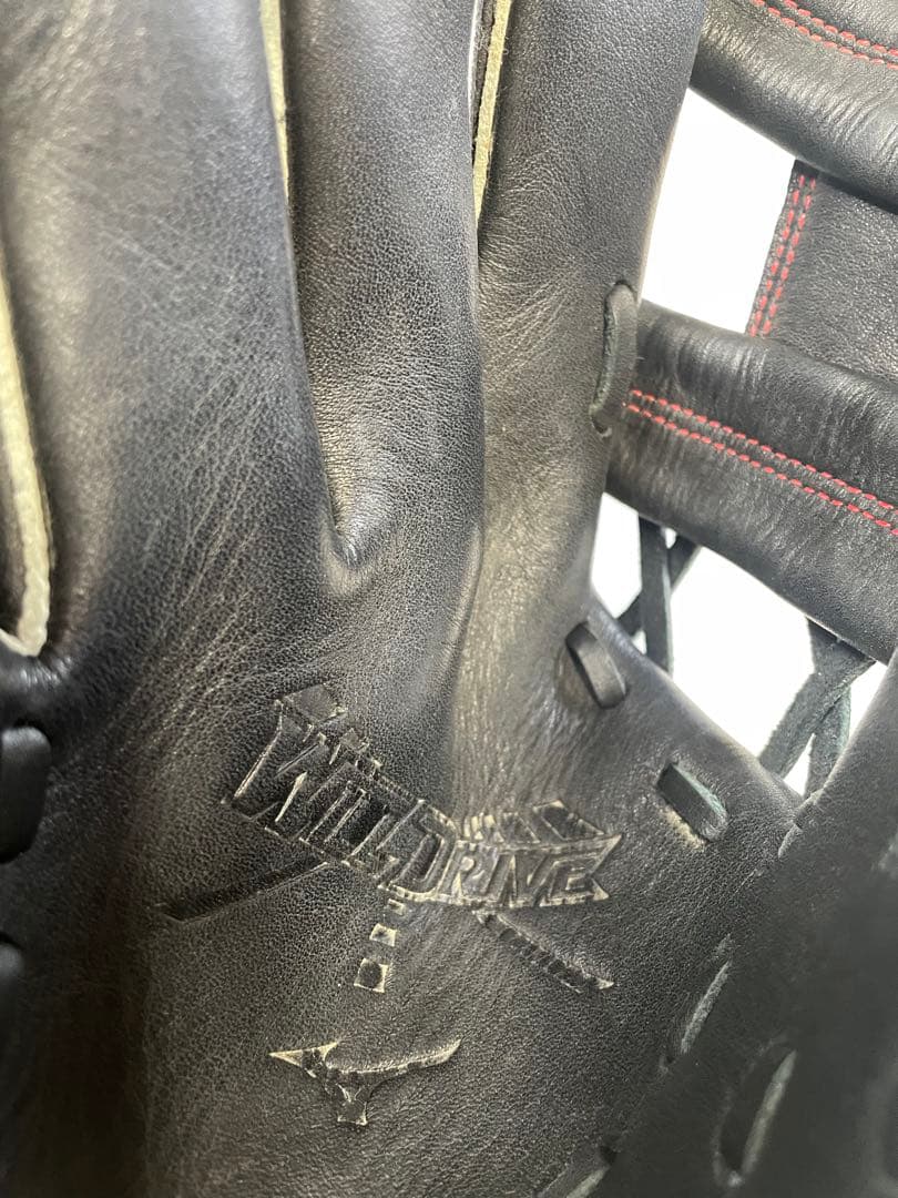 Mizuno ミズノ　左利き　左用　硬式野球グローブ 黒/赤